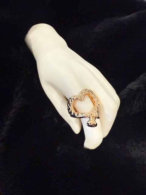 Gold Shape Heart Ring