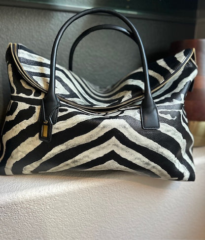 Large Travel Zebra Black/ White